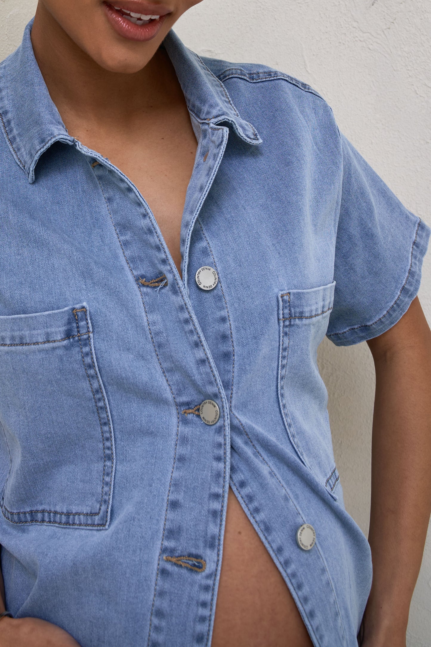 maternity-short-sleeve-denim-shirt-5