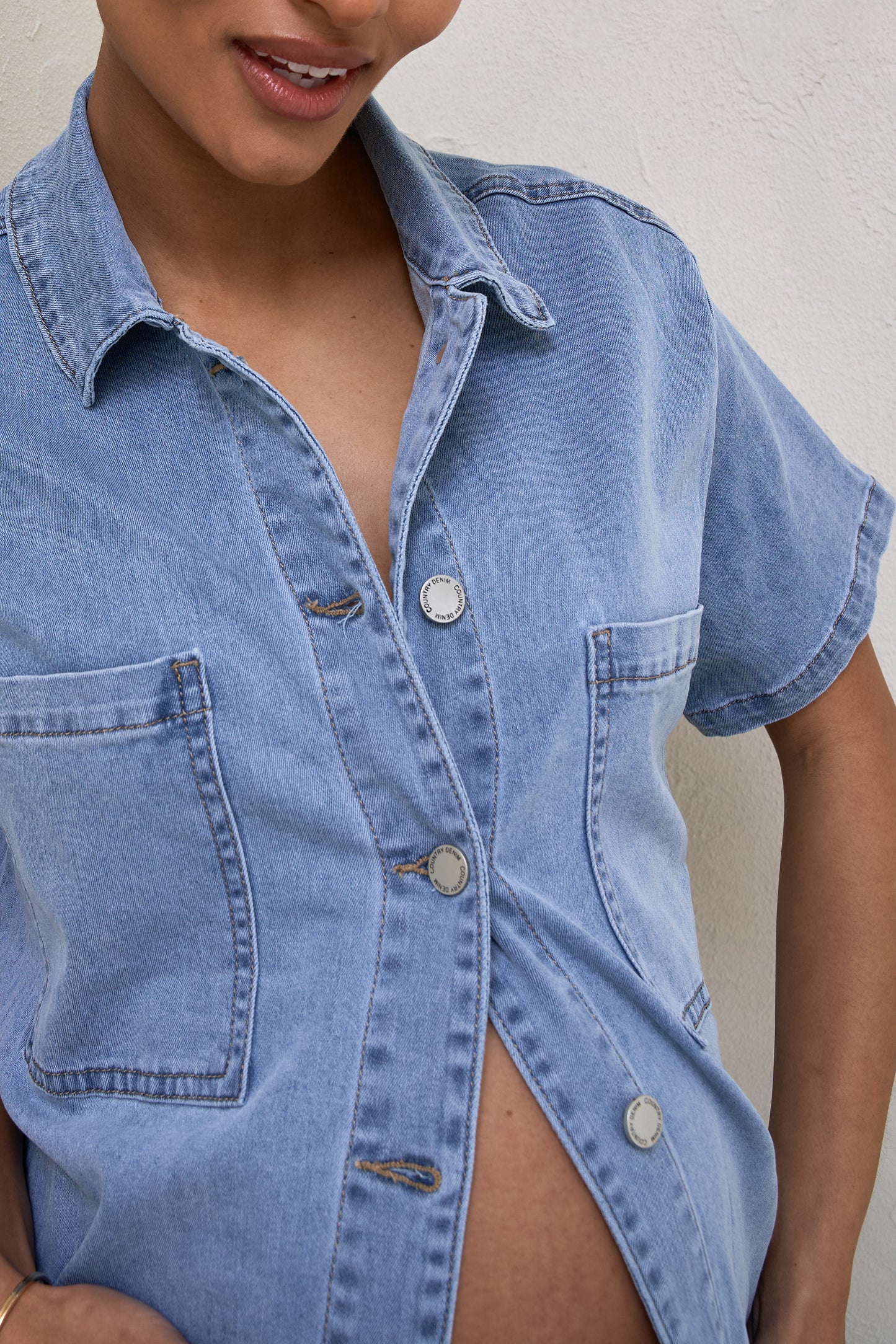 Frequent Short Sleeve Shirt - Light Blue