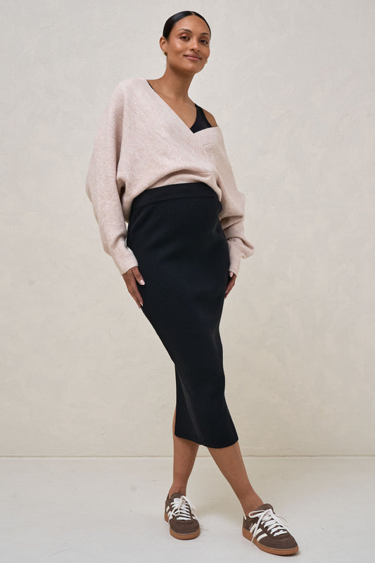 rib-knit-maternity-skirt-black-5