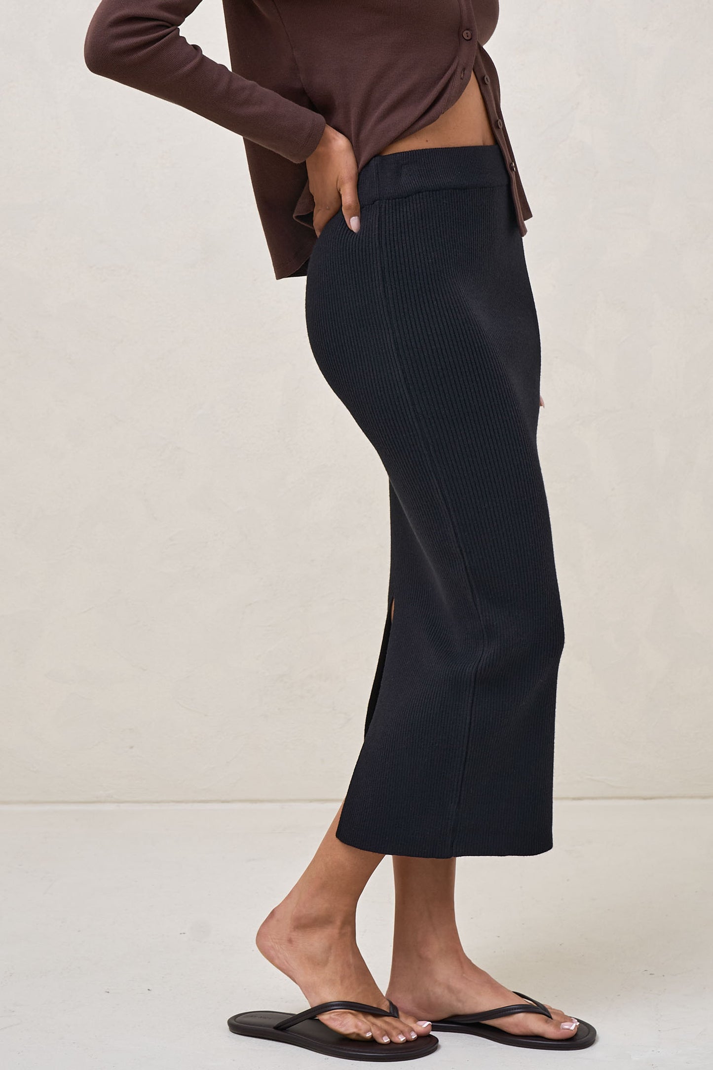 Serendipity Rib Skirt - Black