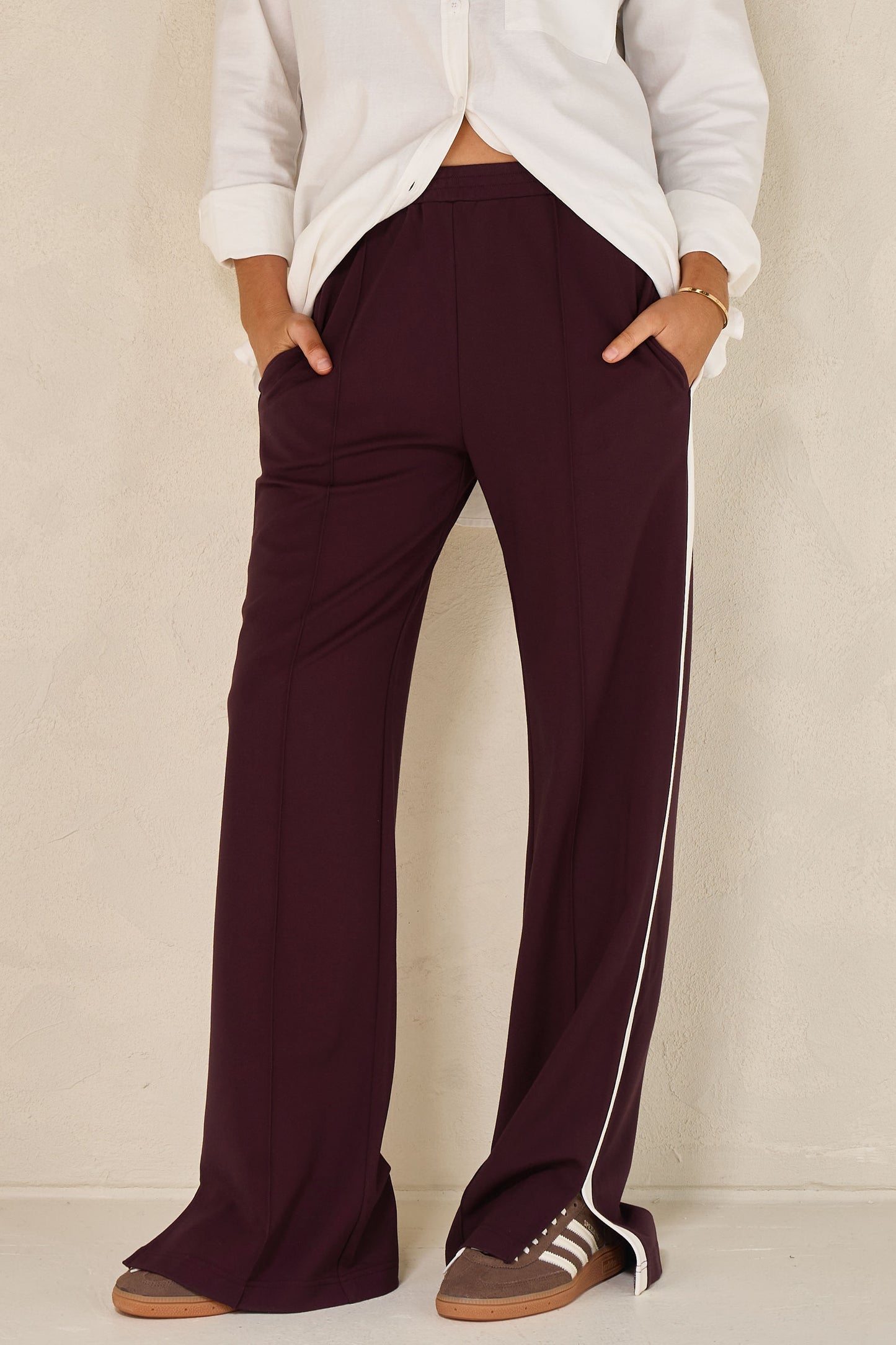 maternity-split-hem-pant-with-stripe-6