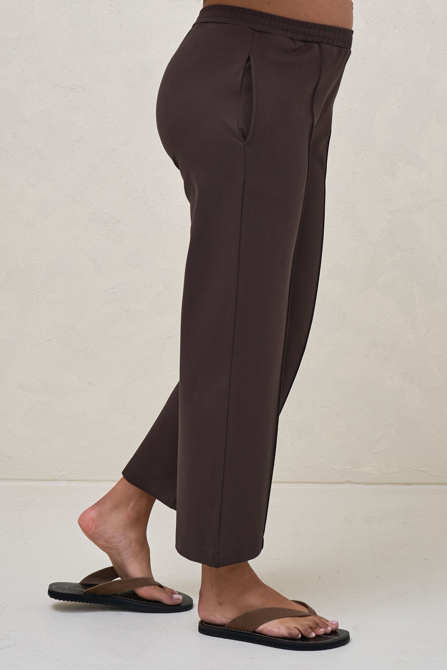 Cropped Maternity Pants -2