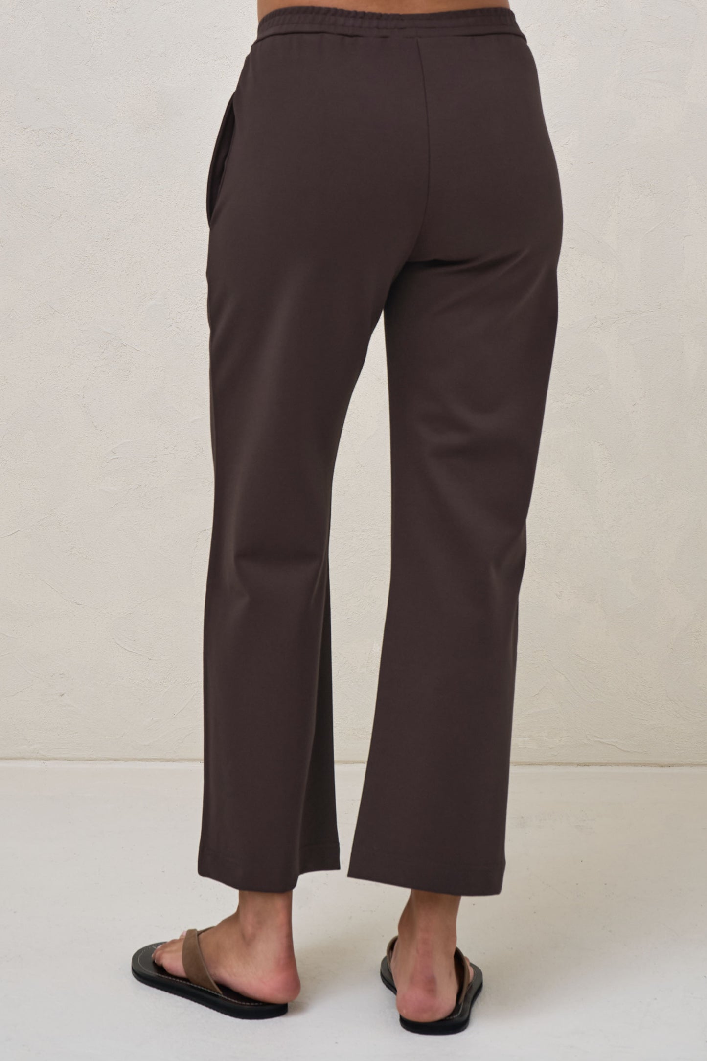 Cropped Maternity Pants -3