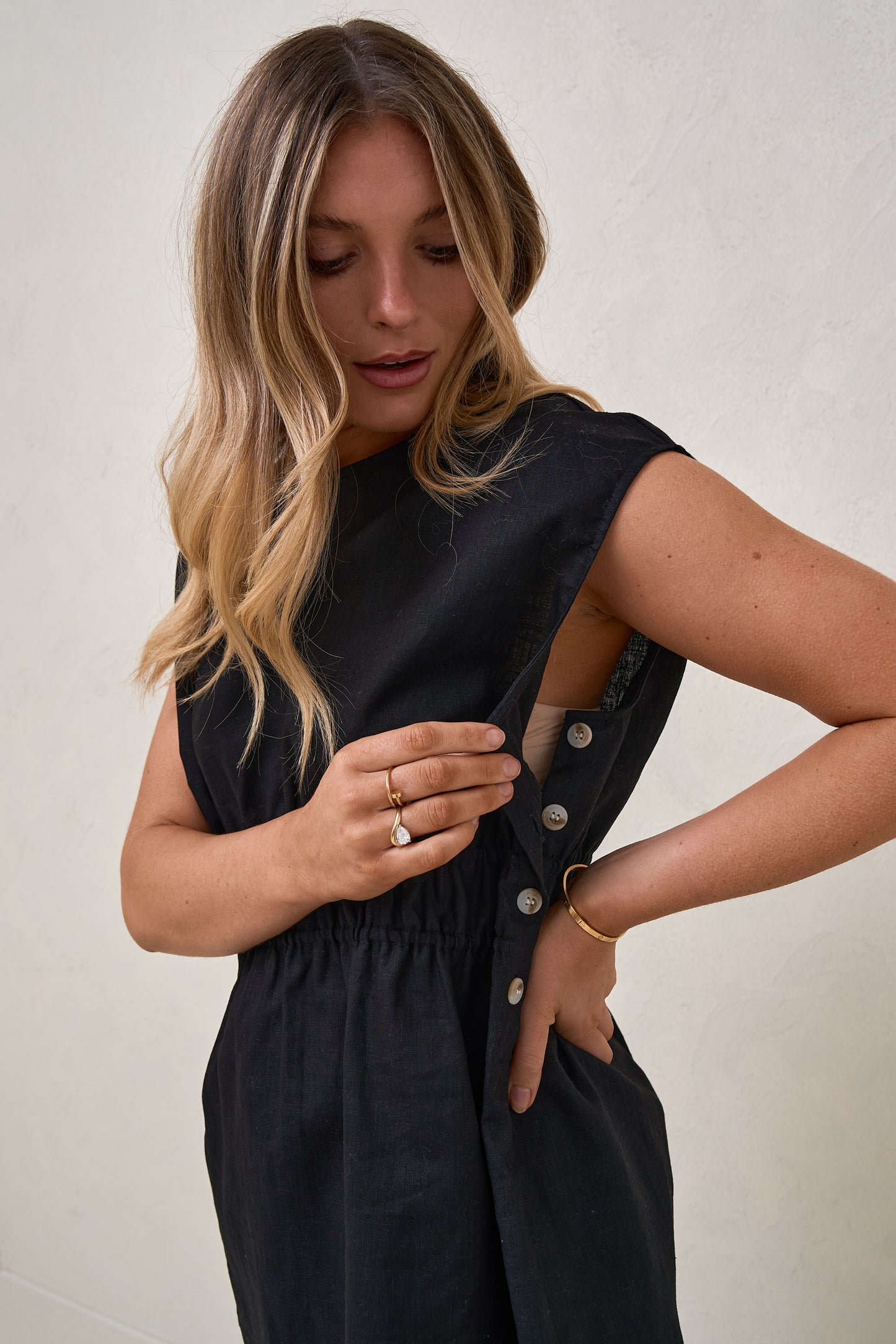 Timeless Button-Side Top - Black