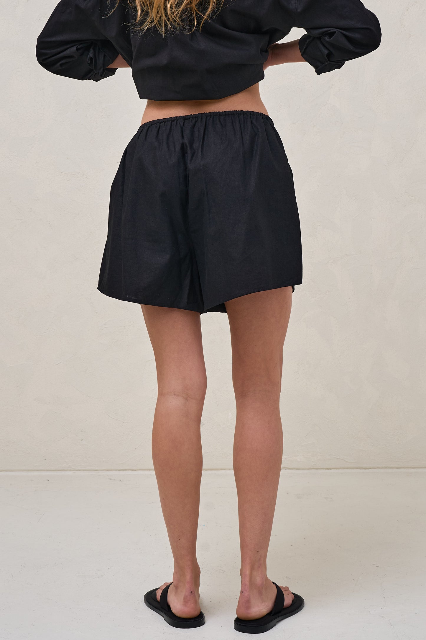 Black Maternity Linen Short -8