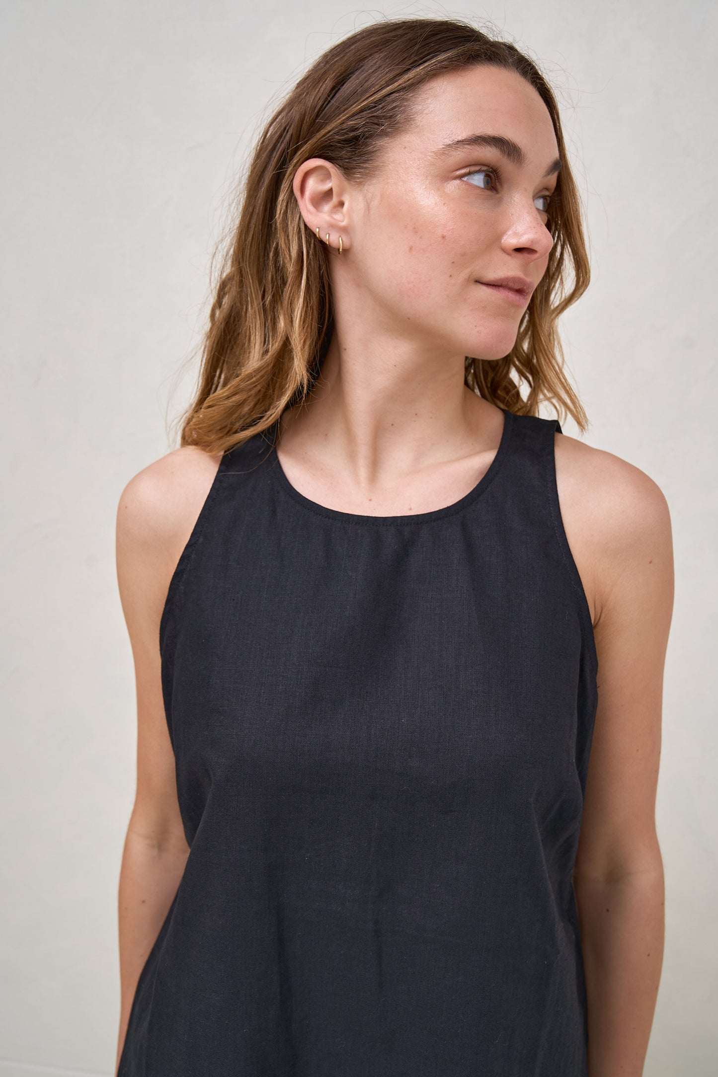 Timeless Linen Nursing Tank - Black