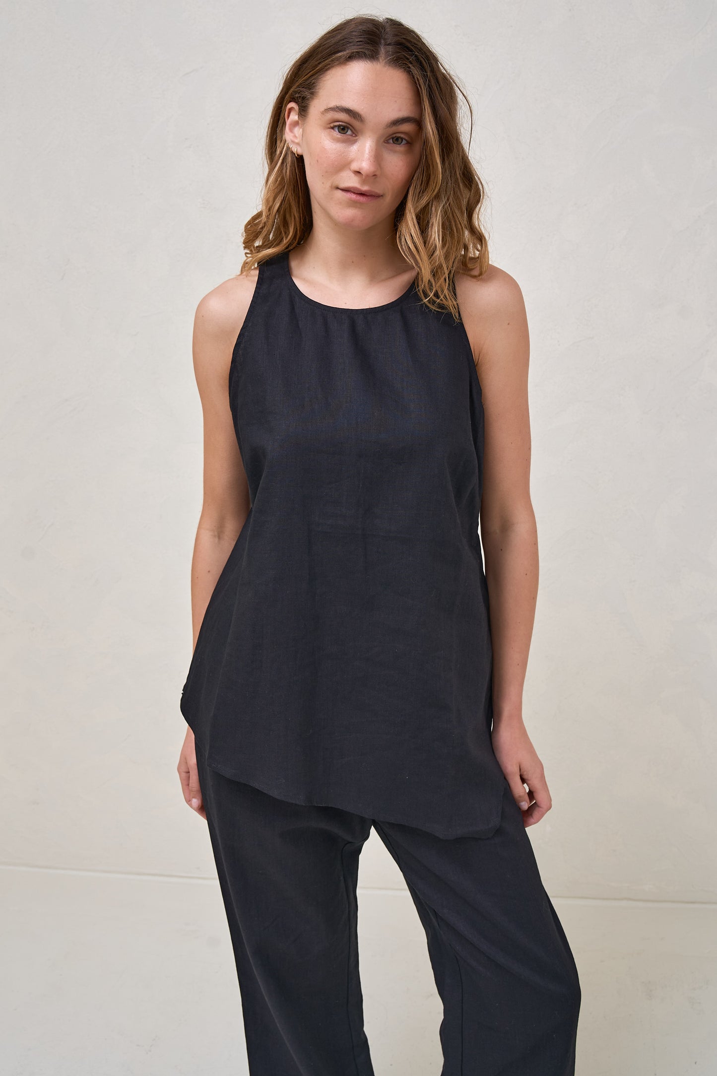 Timeless Linen Nursing Tank - Black