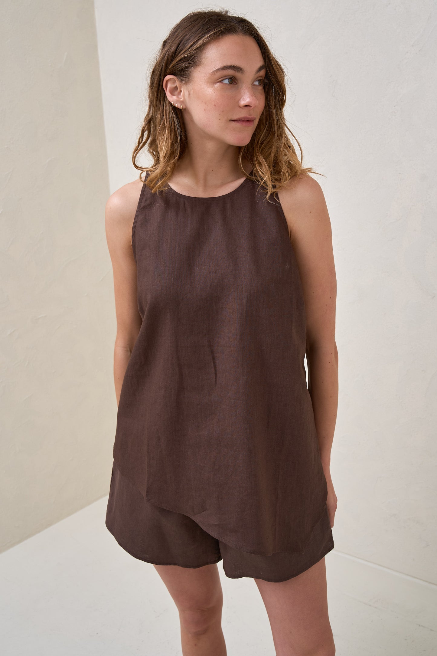 Timeless Linen Nursing Tank - Chocolate