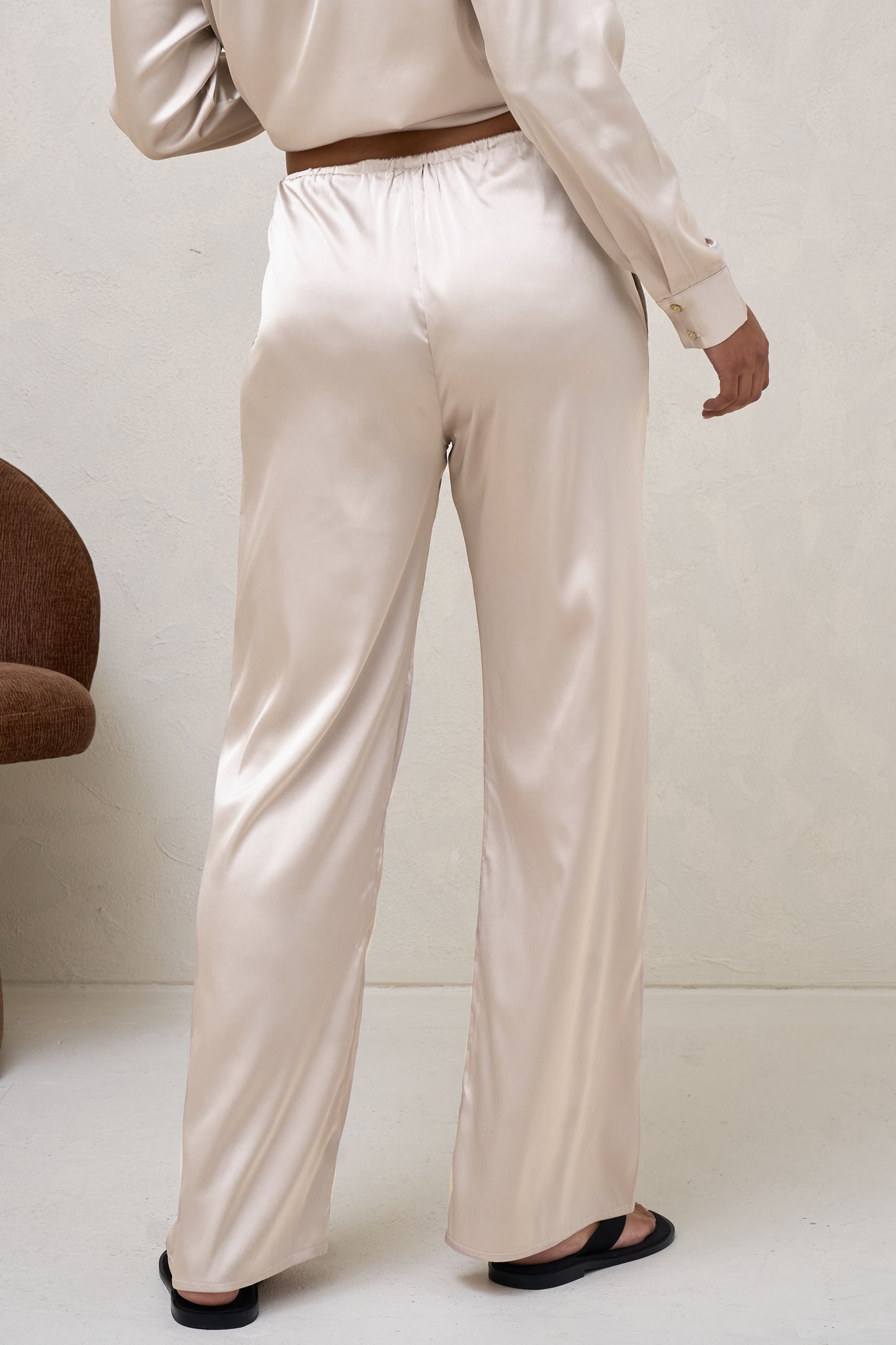 maternity-satin-pant-3