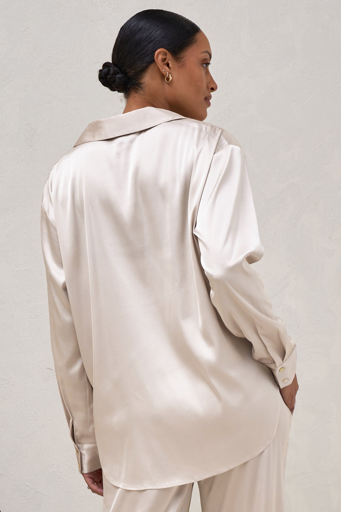 maternity-satin-shirt-3