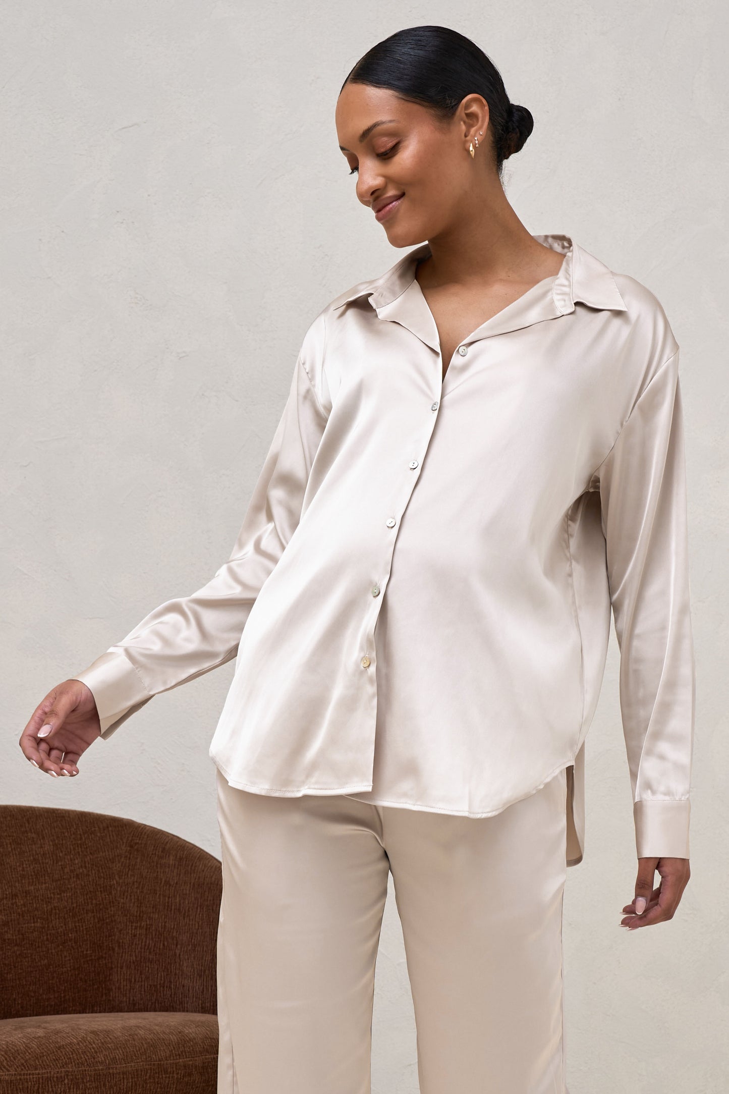 maternity-satin-shirt-4