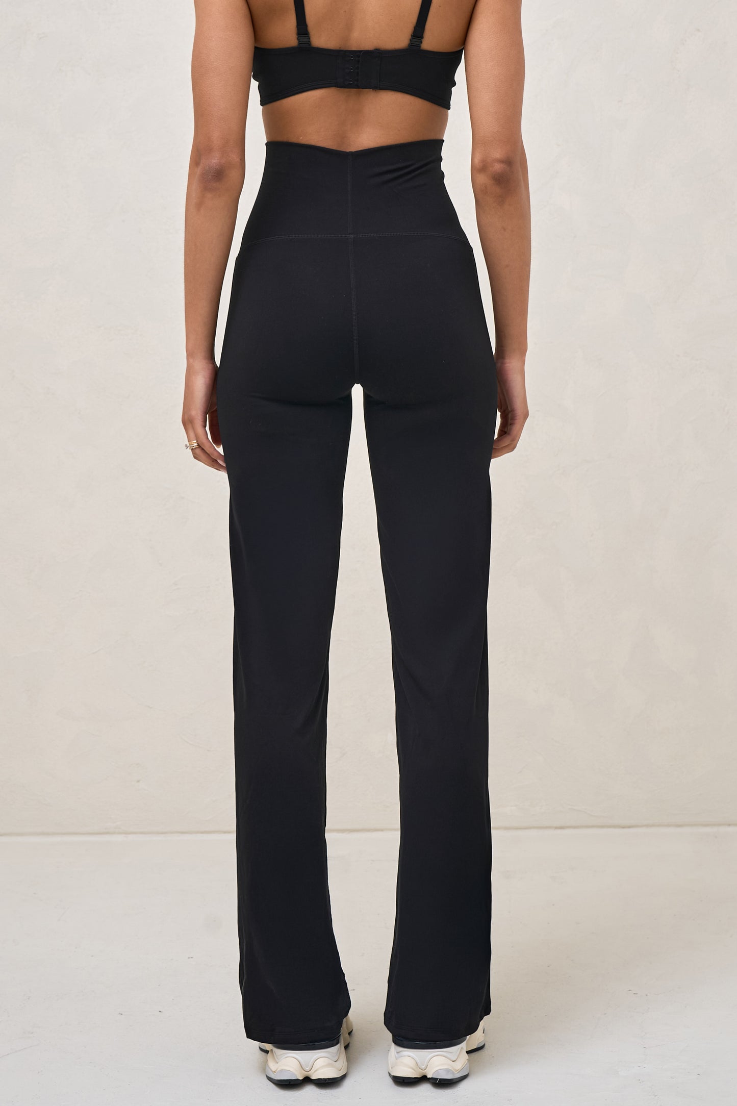 Bodybase Evolve Wide Leg Pant - Black