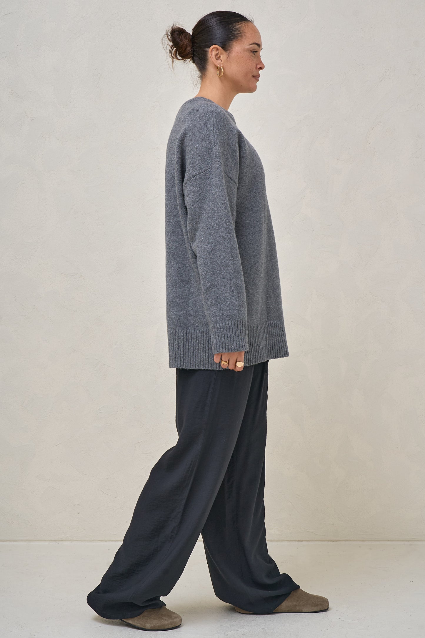 Idle Time Crew Knit - Charcoal