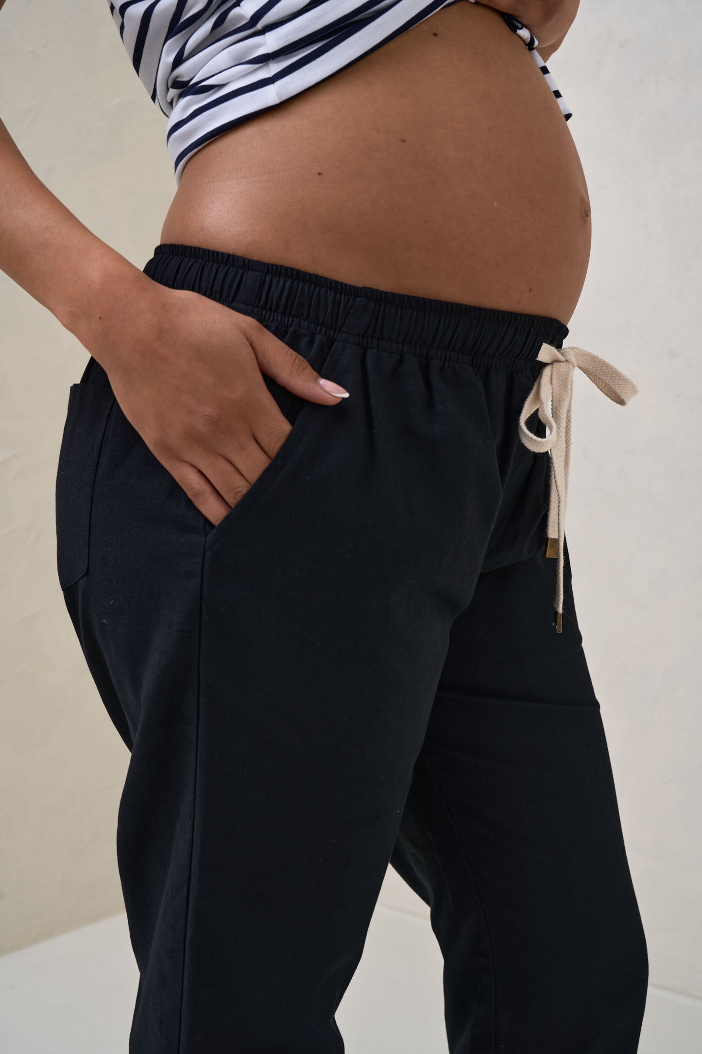black-maternity-cotton-pant-4