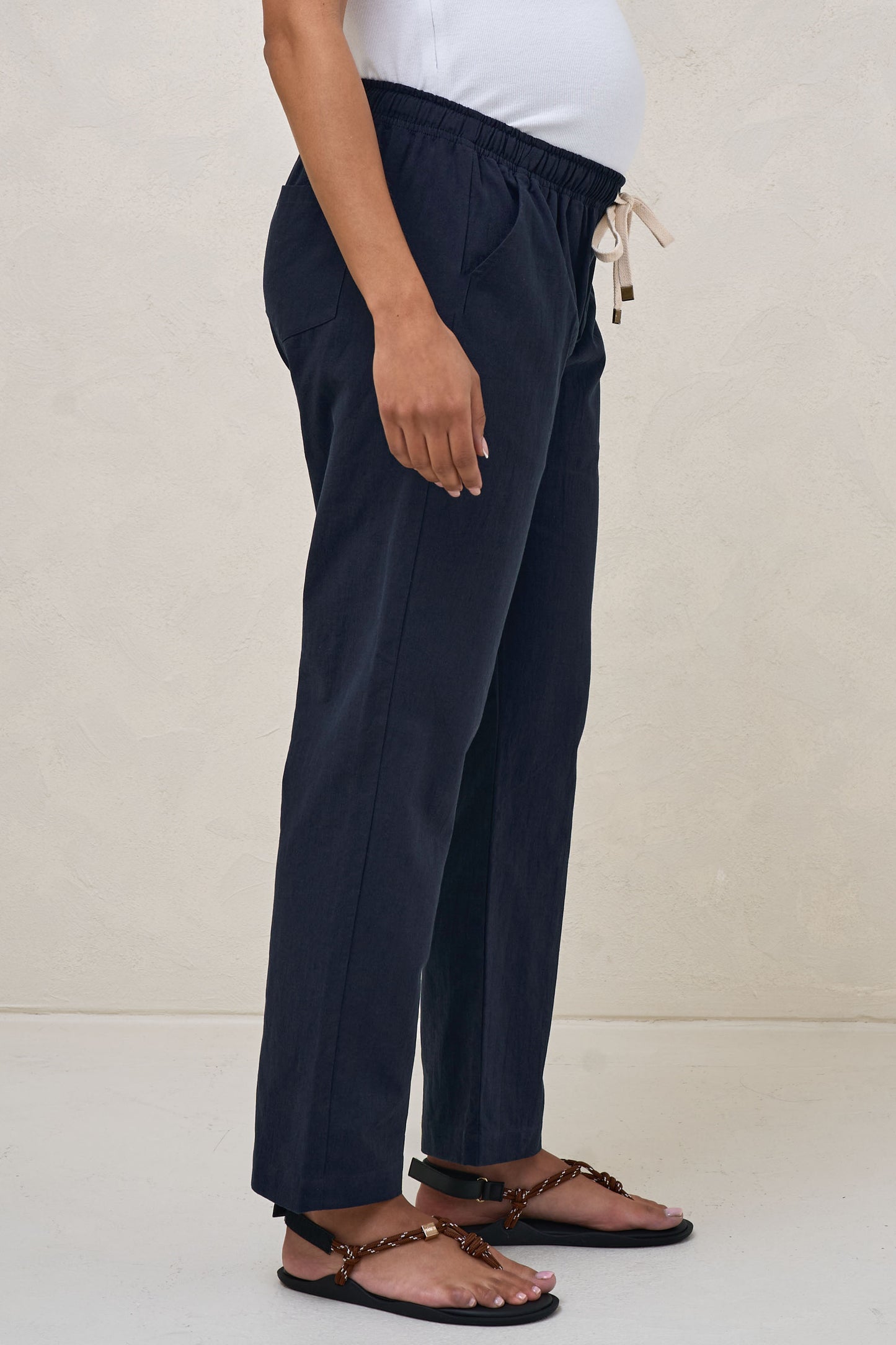 maternity-tapered-cotton-pant-2