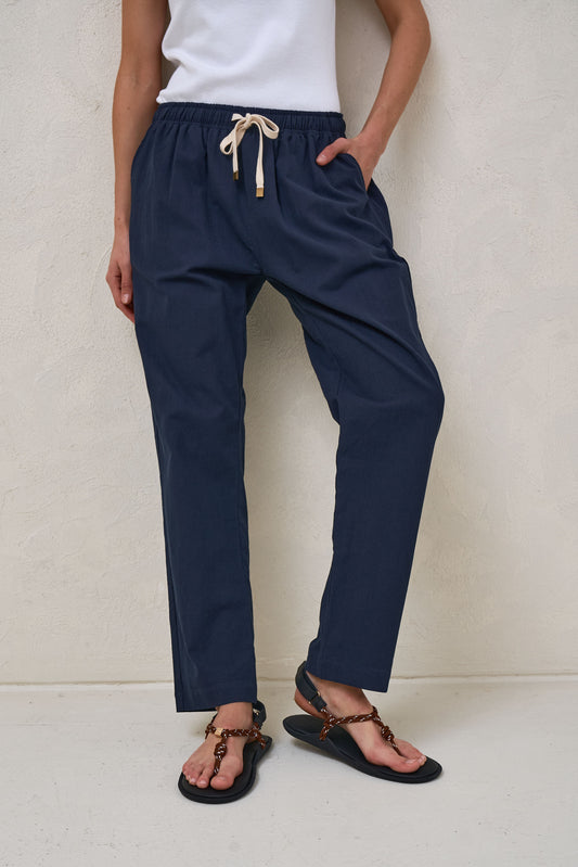 maternity-tapered-cotton-pant-6