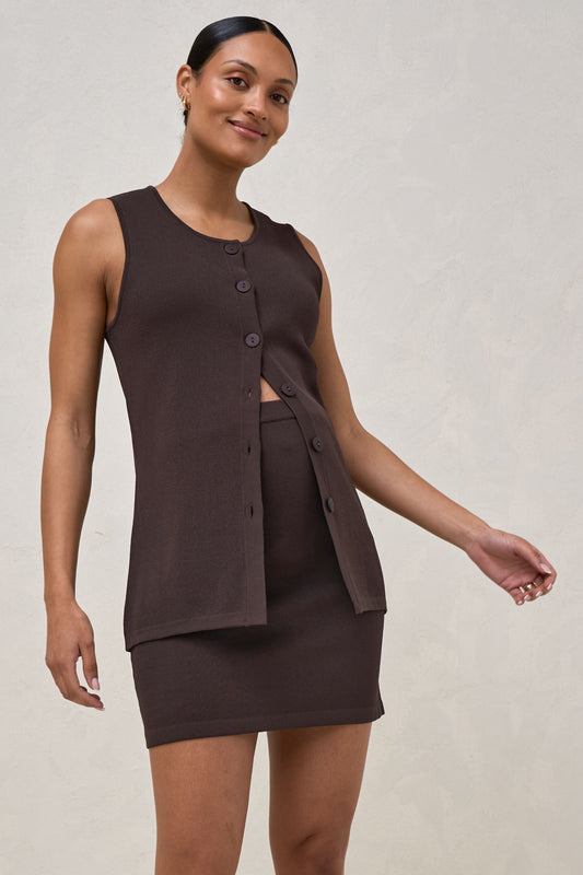 maternity-vest-chocolate-1