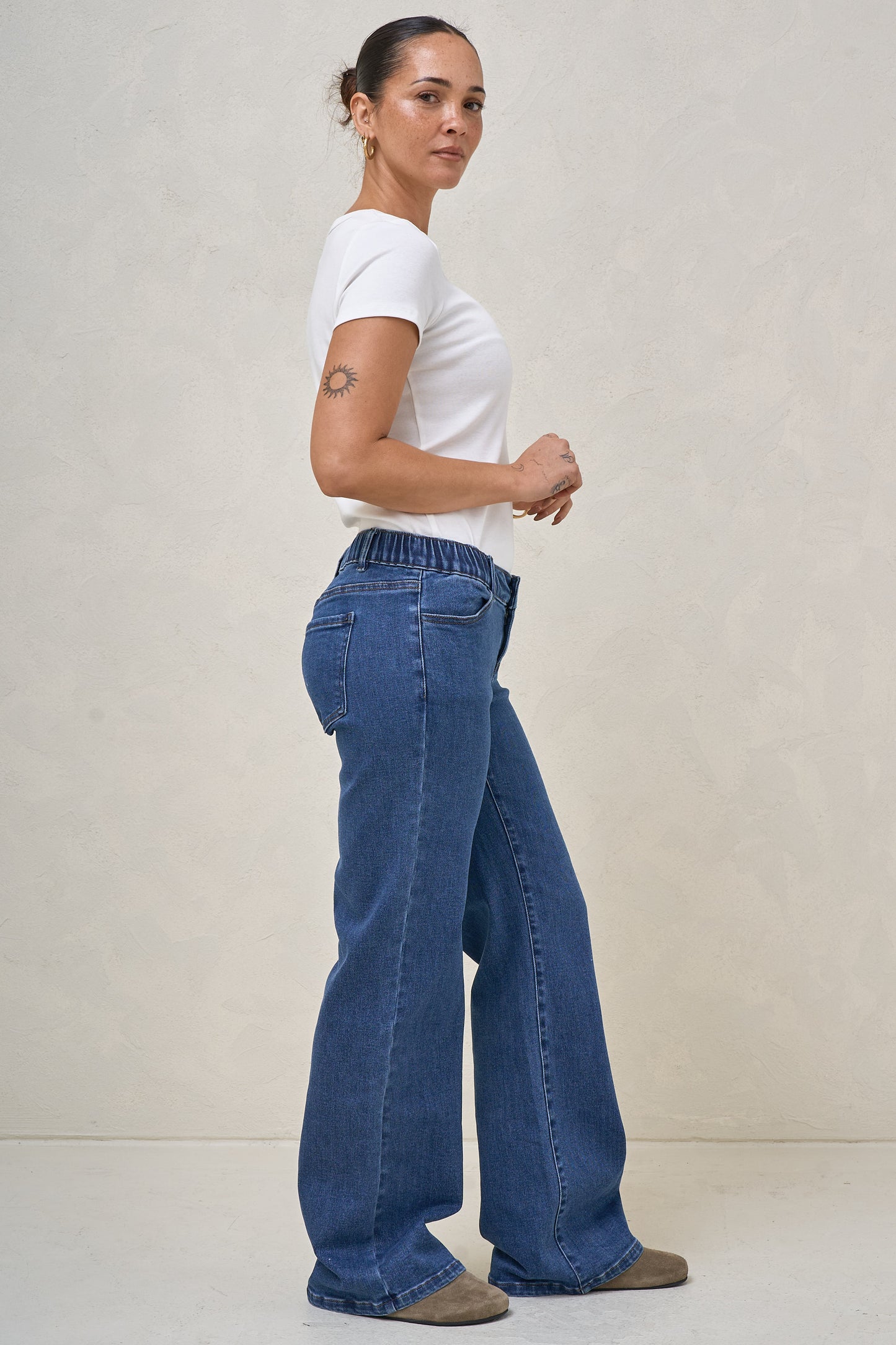 Day By Day Wide Leg Jeans - Washed Indigo