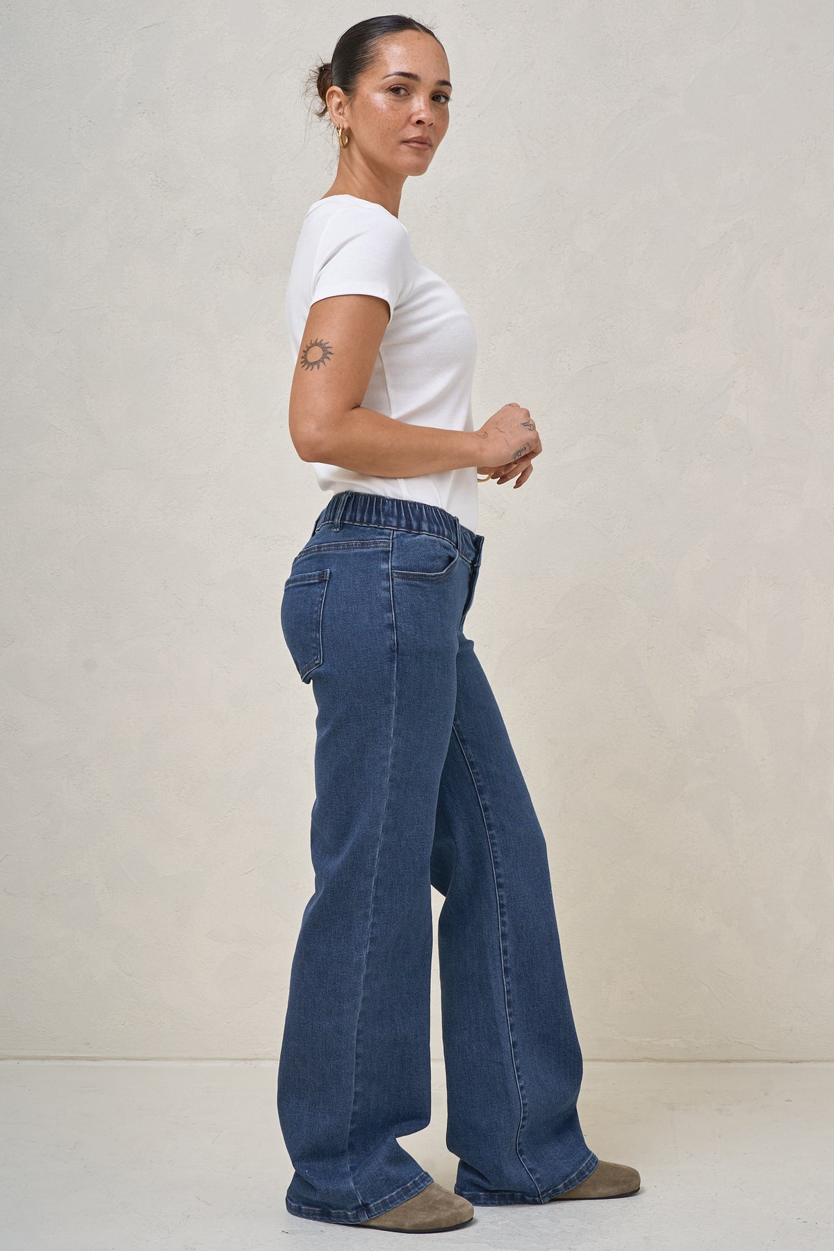 Day By Day Wide Leg Jeans - Washed Indigo