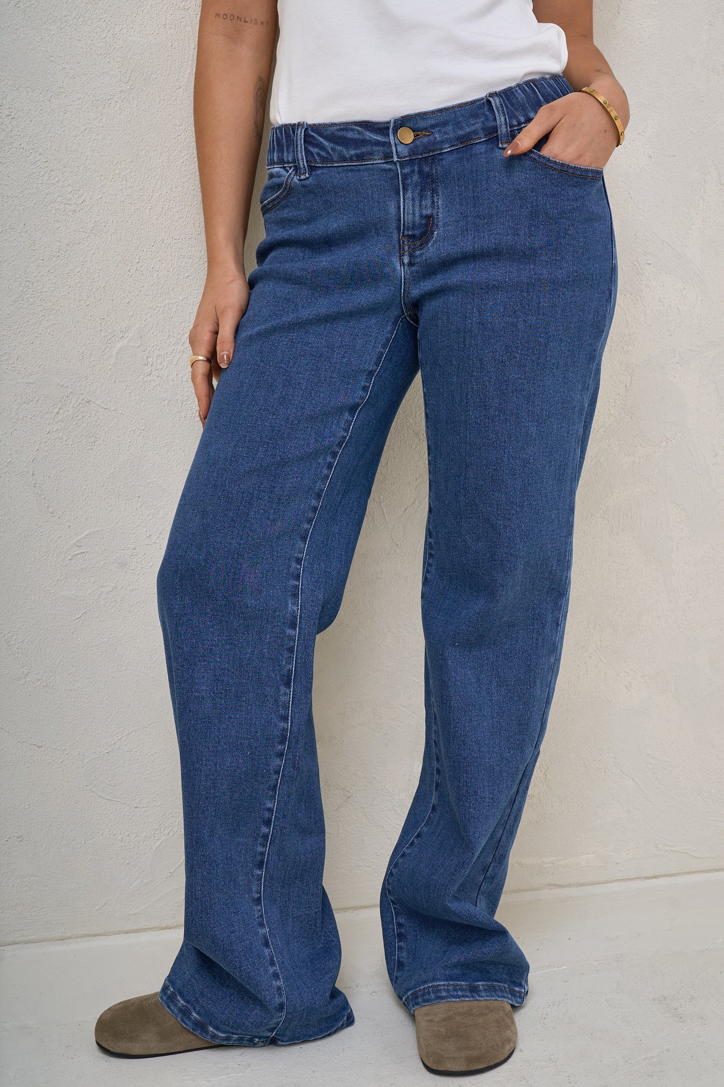 Day By Day Wide Leg Jeans - Washed Indigo