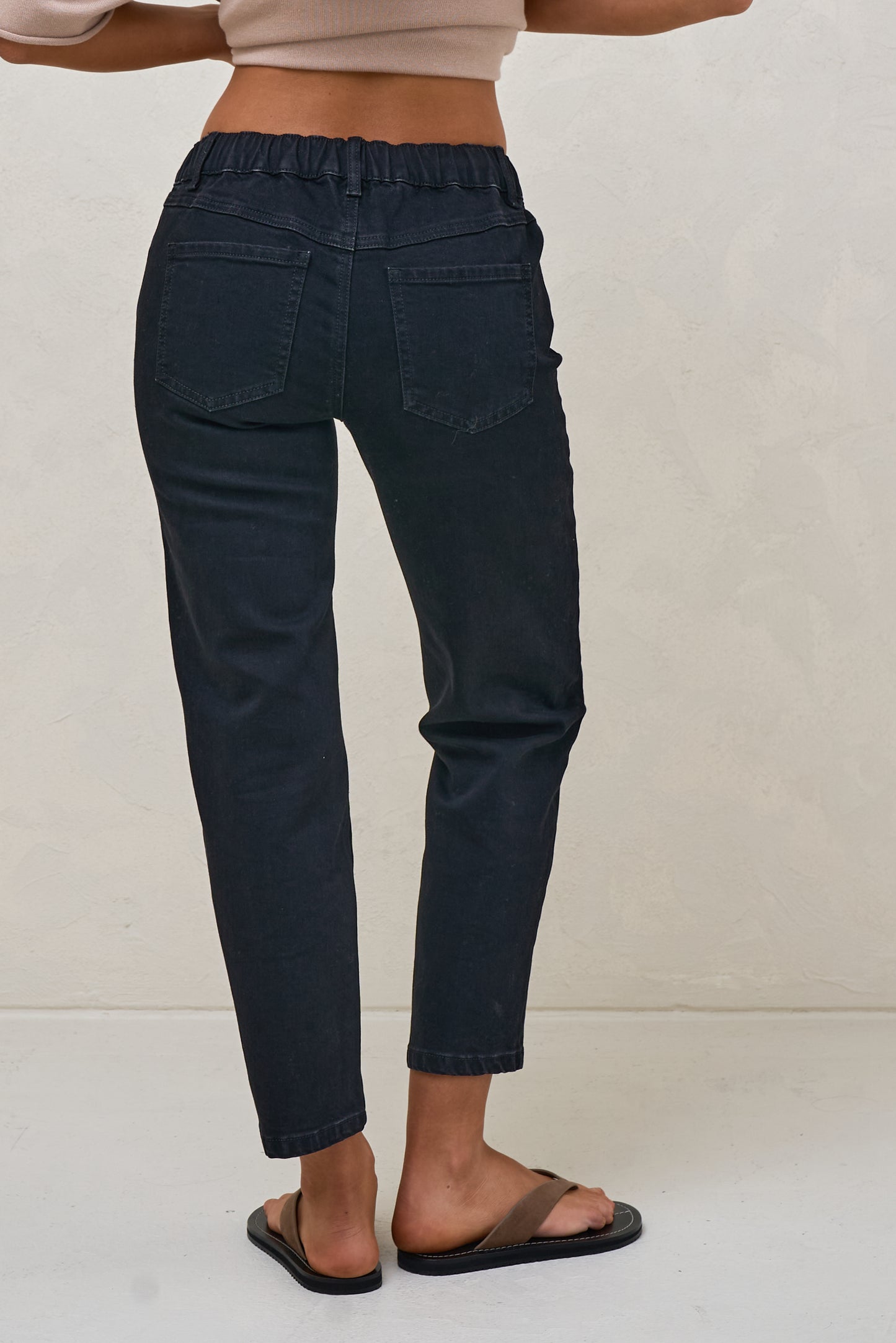 Small Talk Mum Jean - Washed Black