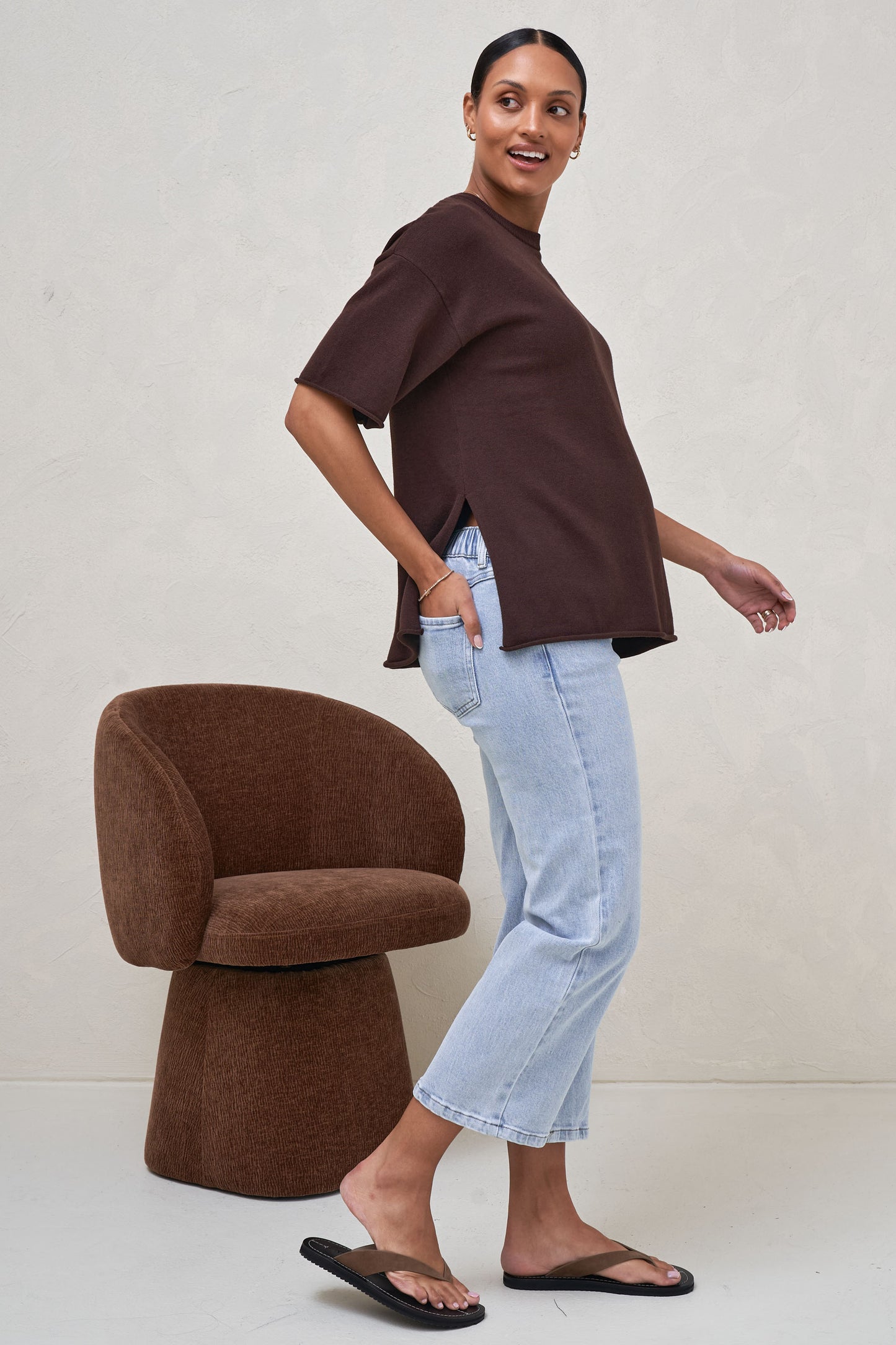 crop-wide-maternity-underbump-jean-5