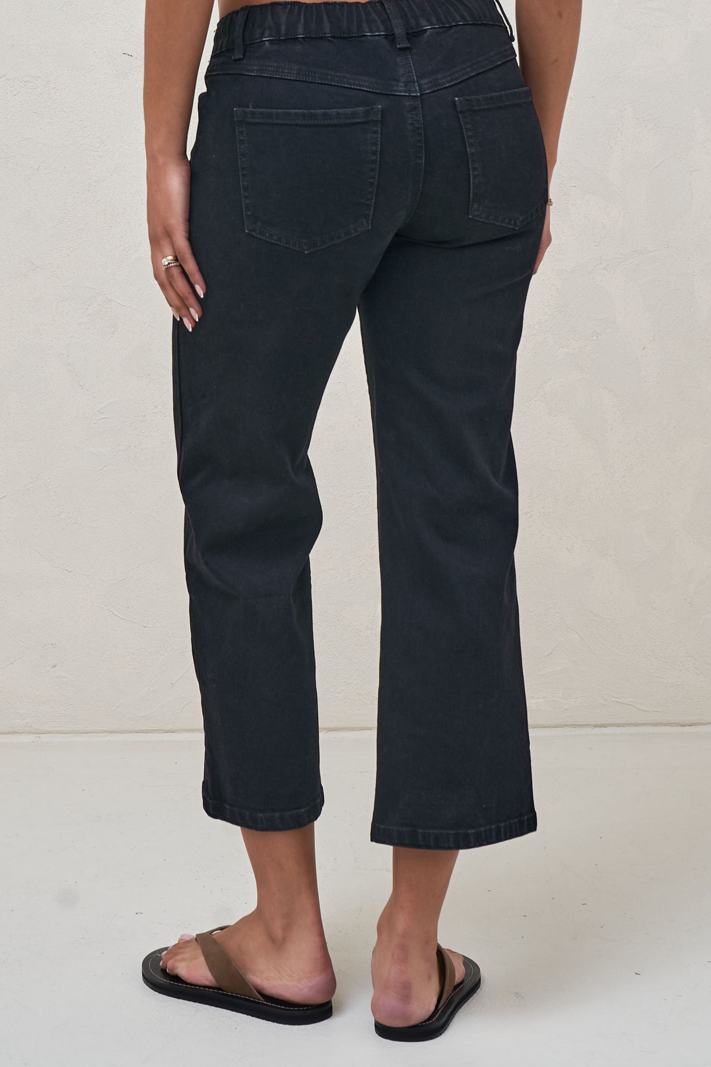 maternity-underbump-crop-wide-jean-3