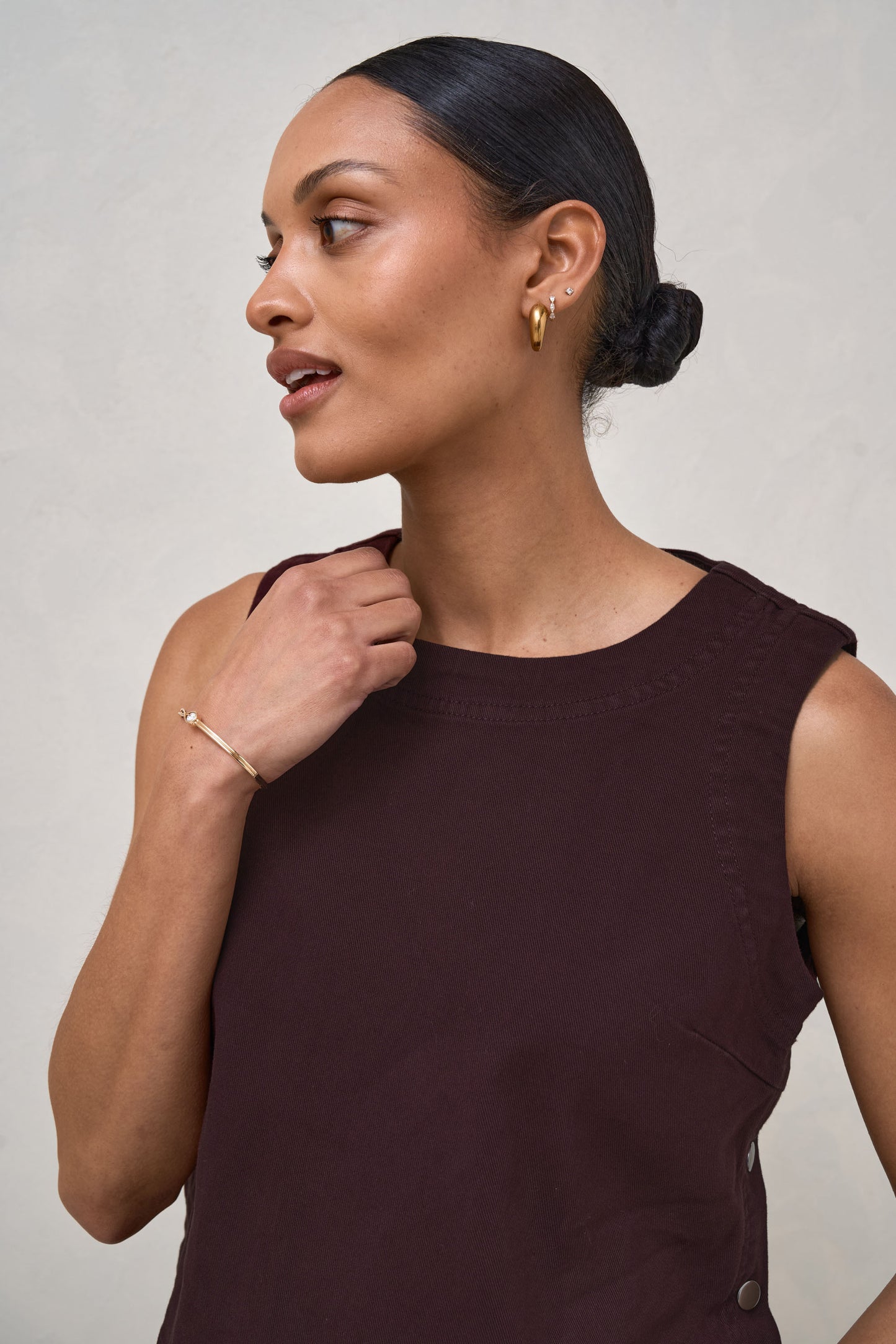 Short Story Nursing Crop - Deep Plum