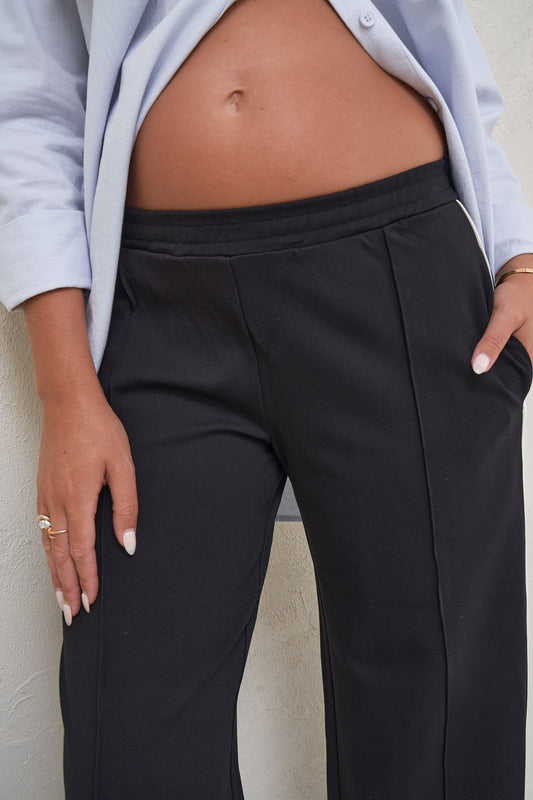 Baseline Trackpant - Black