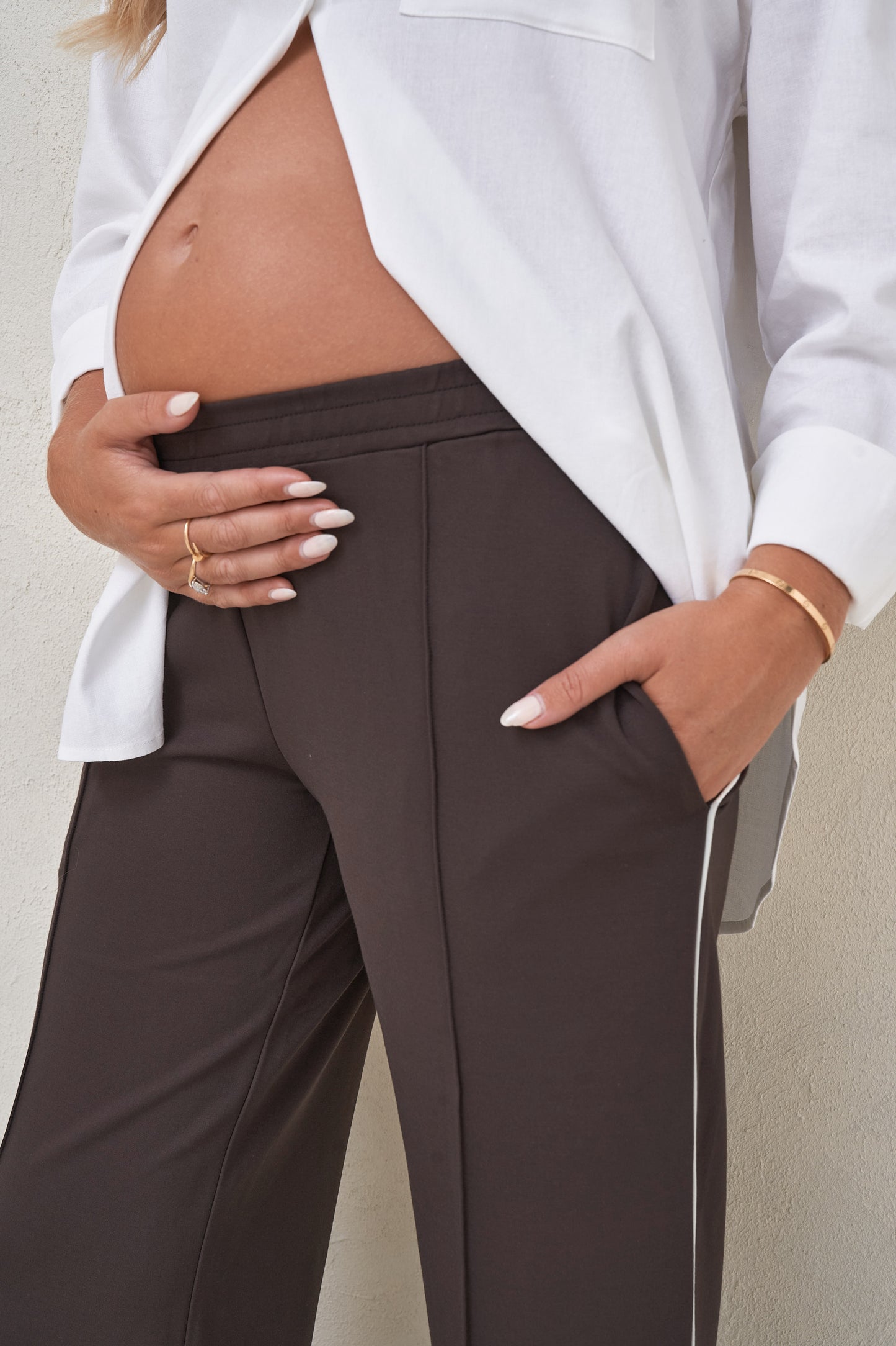 Baseline Trackpant - Chocolate