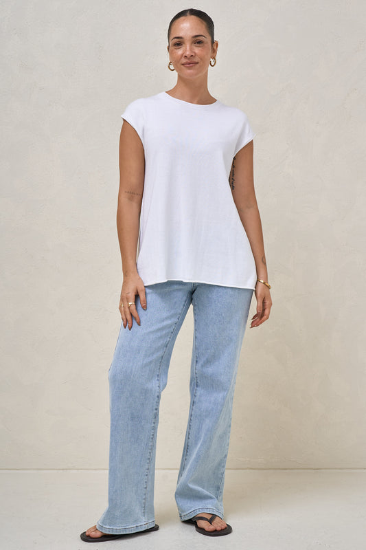 Light Form Knit Tank - White