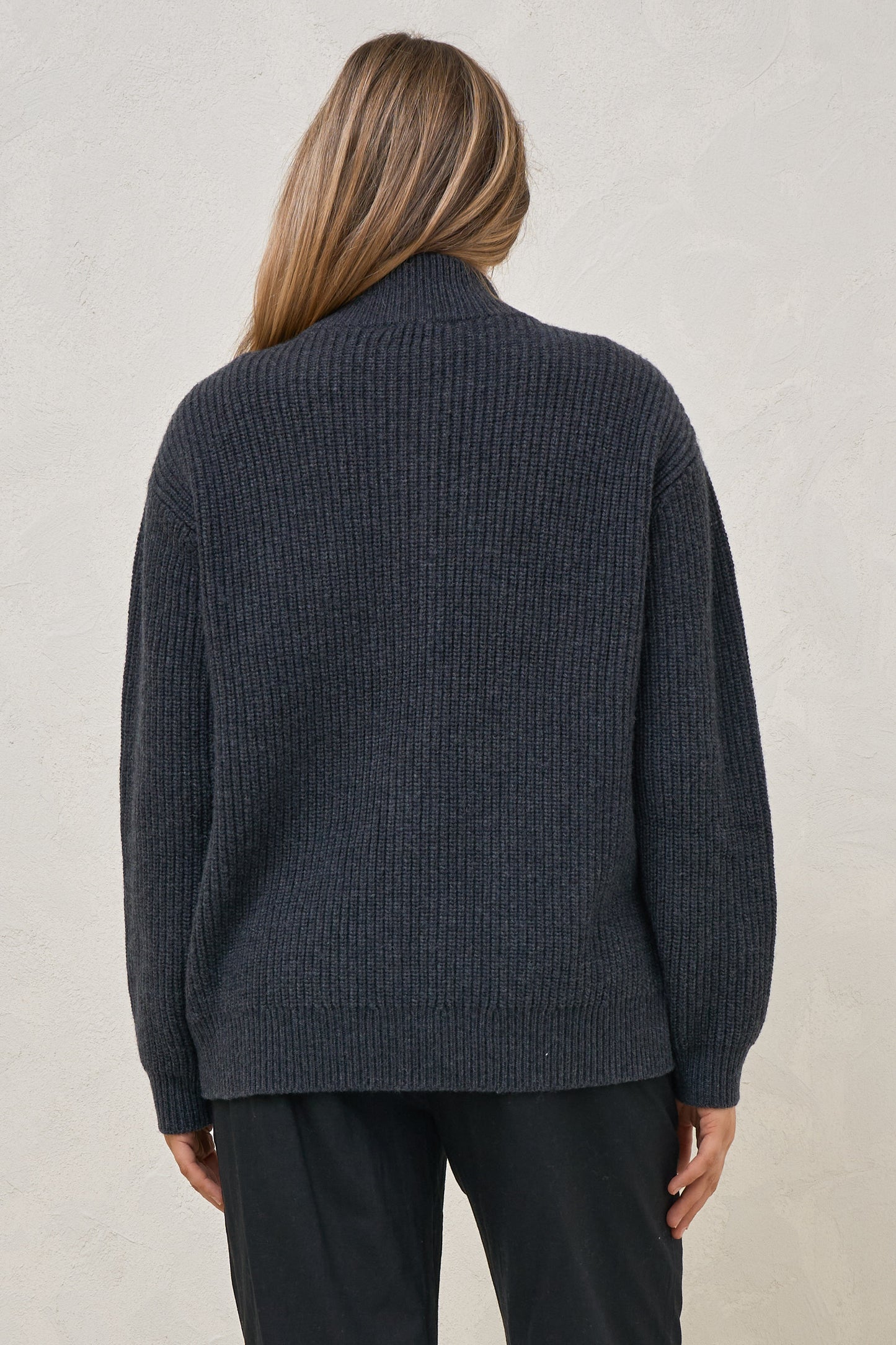 The Key Knit Cardigan - Dark Charcoal