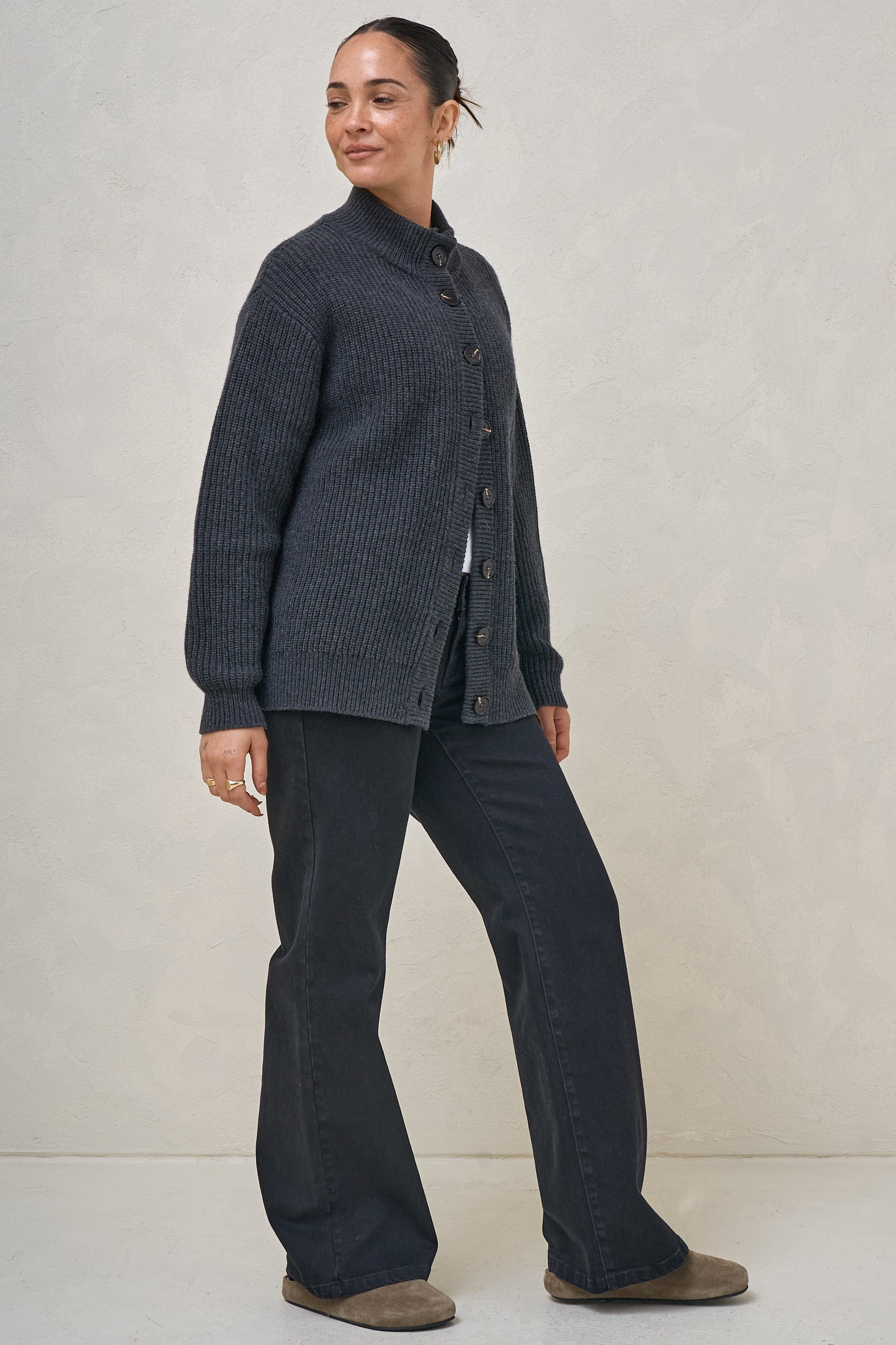 The Key Knit Cardigan - Dark Charcoal