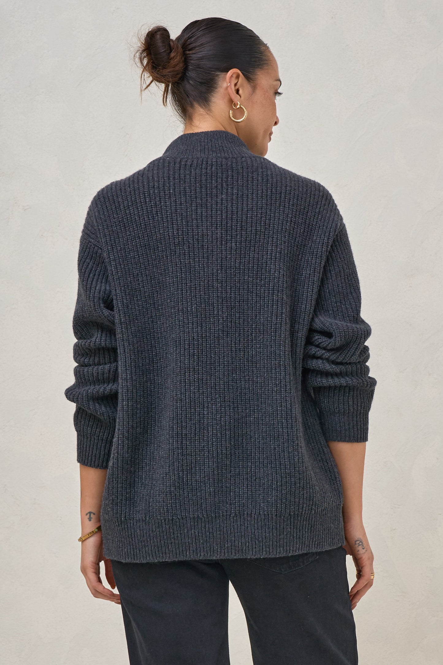The Key Knit Cardigan - Dark Charcoal