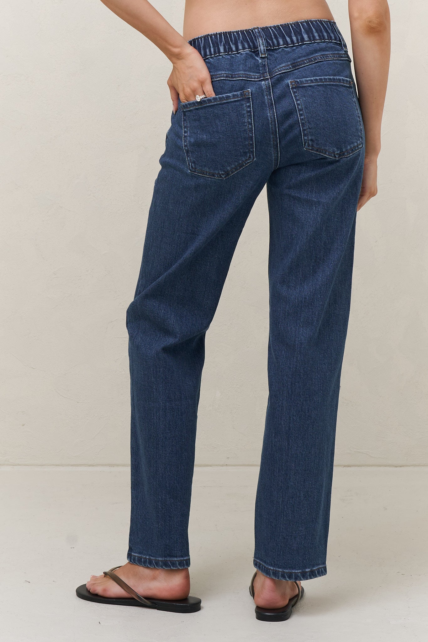Same Page Straight Leg Jean - Washed Indigo