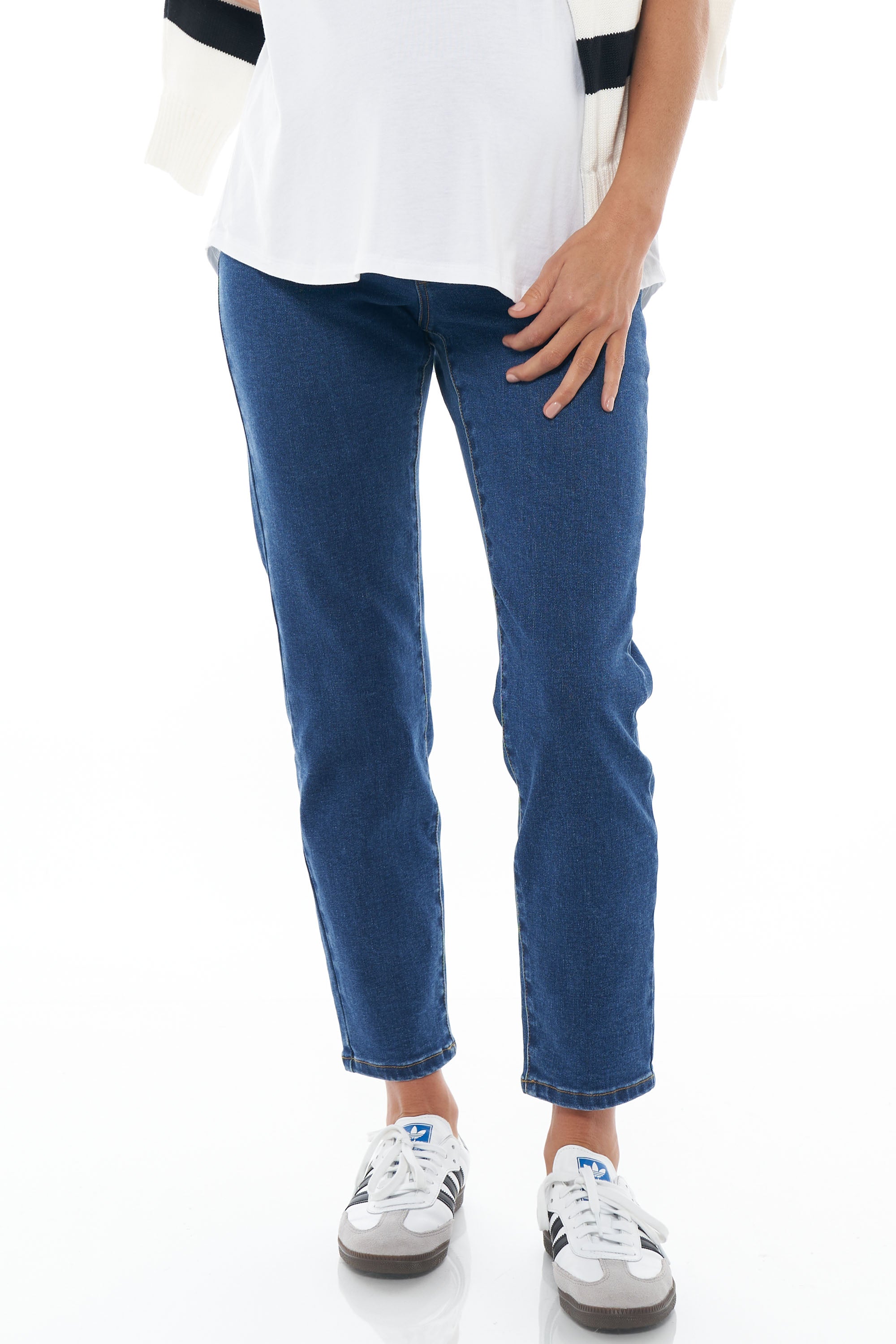 Mum fit jeans hotsell