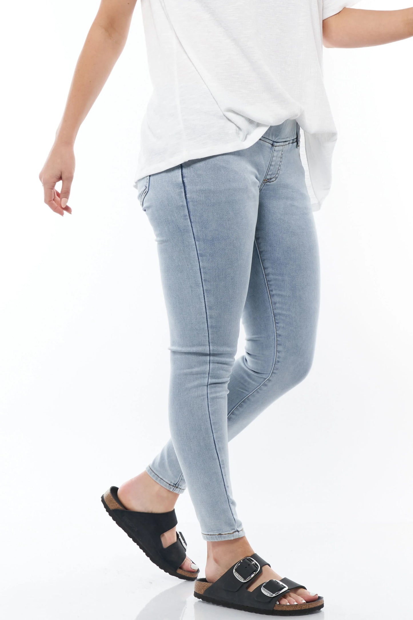 Take A Walk Underbump Skinny Jean*