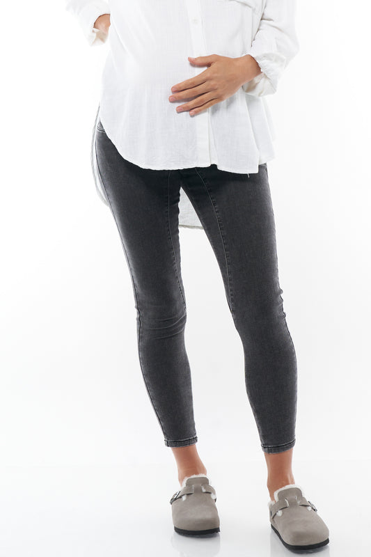 Black Maternity Jeans -1